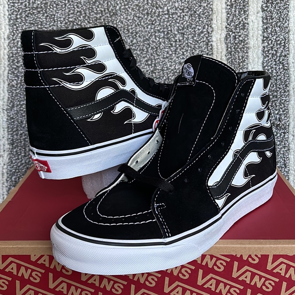 Vans Sk8-Hi Flame Black/White WMNS - Picture 10 of 16